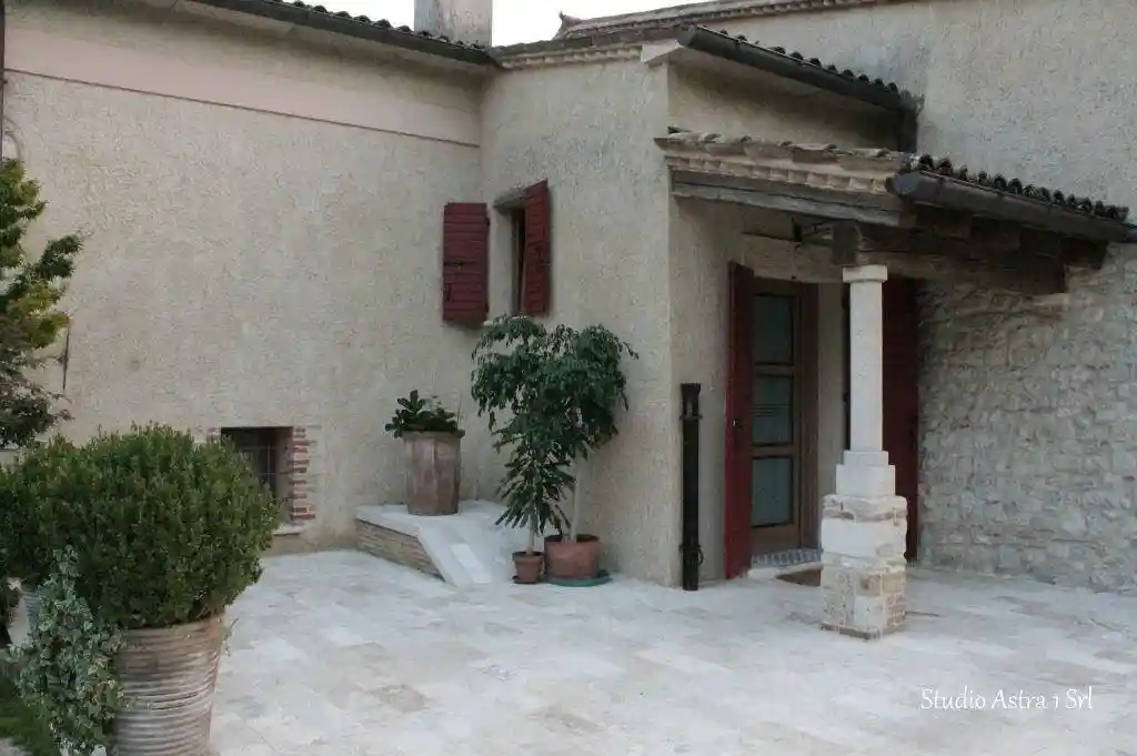 Casa indipendente in vendita a Fonte
