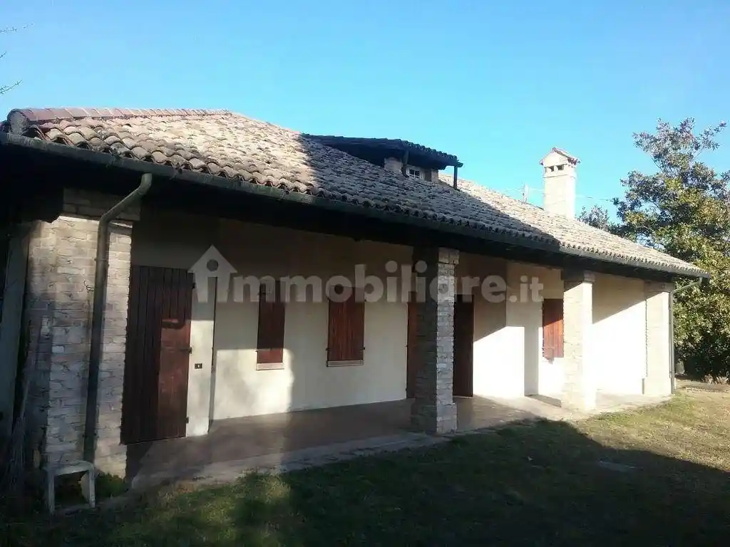 Rustico - Casale in vendita a Fonte