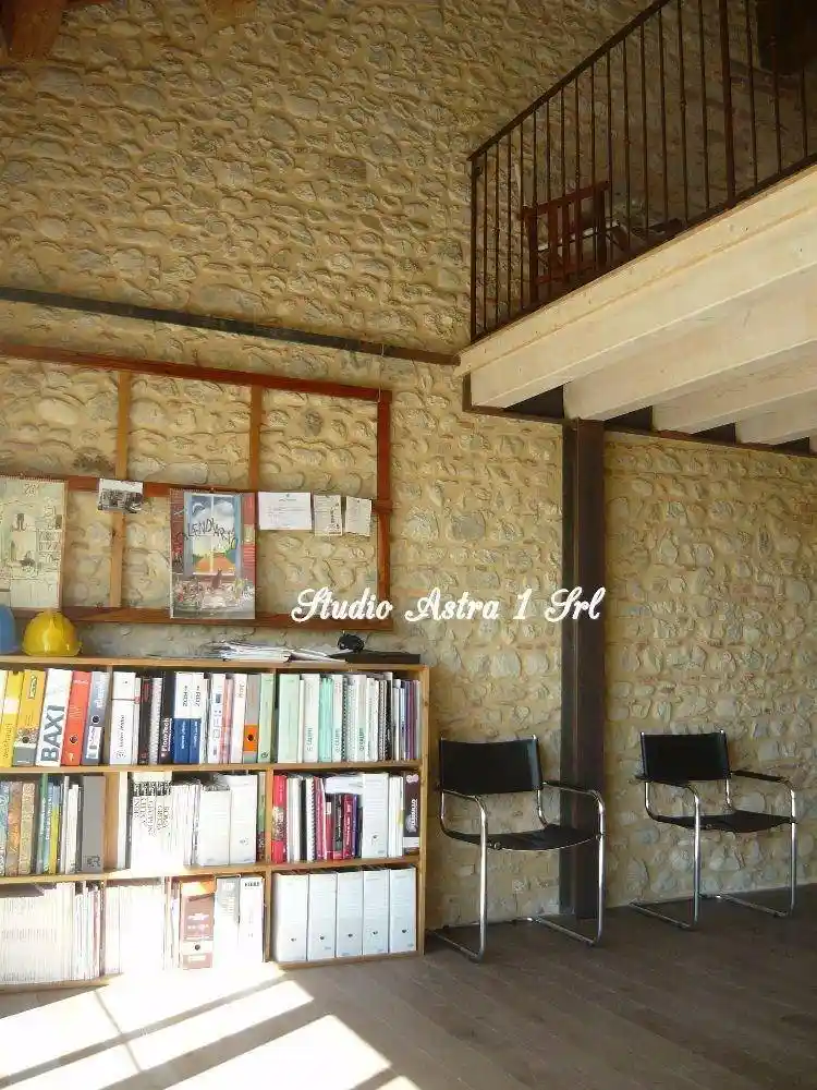 Palazzo - Edificio in vendita a Fonte