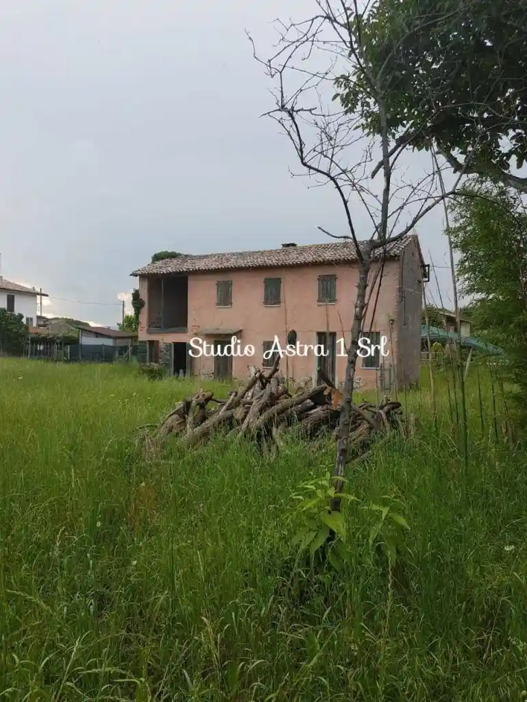 Rustico - Casale in vendita a Montebelluna