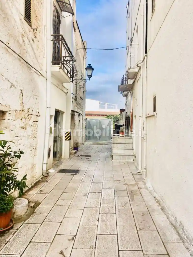 Casa indipendente in vendita a Cassano delle Murge