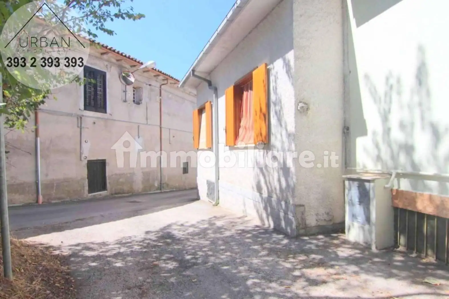 Casa indipendente in vendita a Pizzoli
