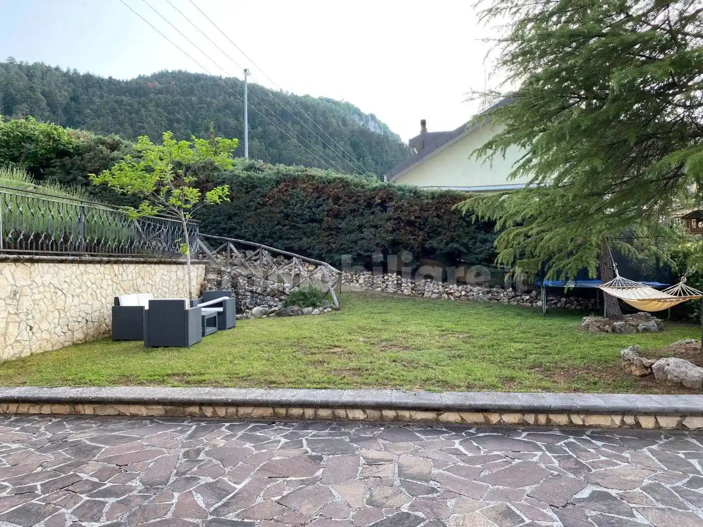 Villa bifamiliare via Martiri della Resistenza, Centro, Tagliacozzo - foto 2