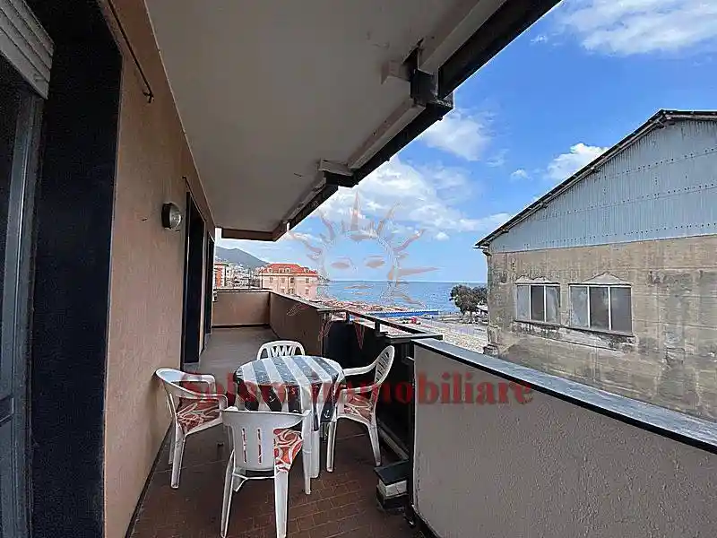 Appartamento in affitto a Varazze