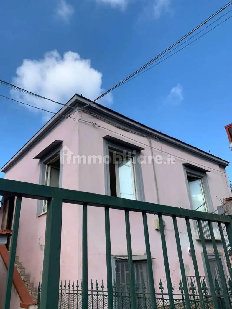 Casa indipendente in vendita a Portici
