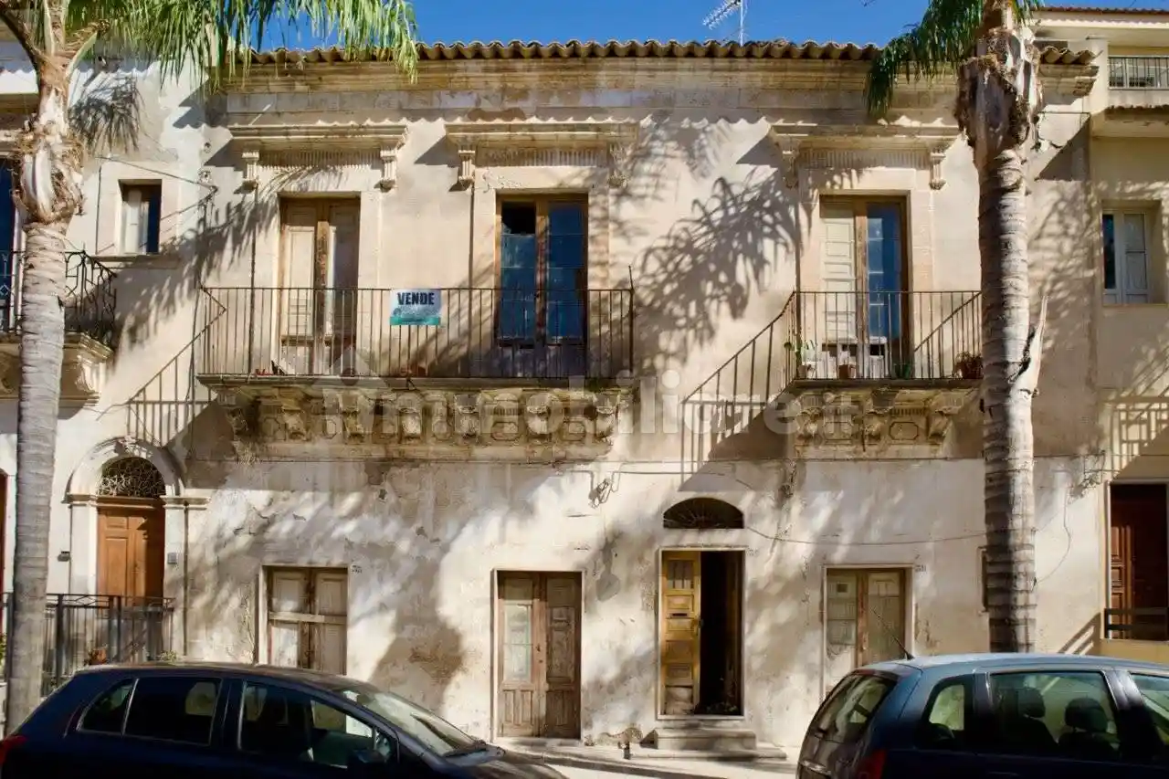 Casa indipendente in vendita a Santa Croce Camerina