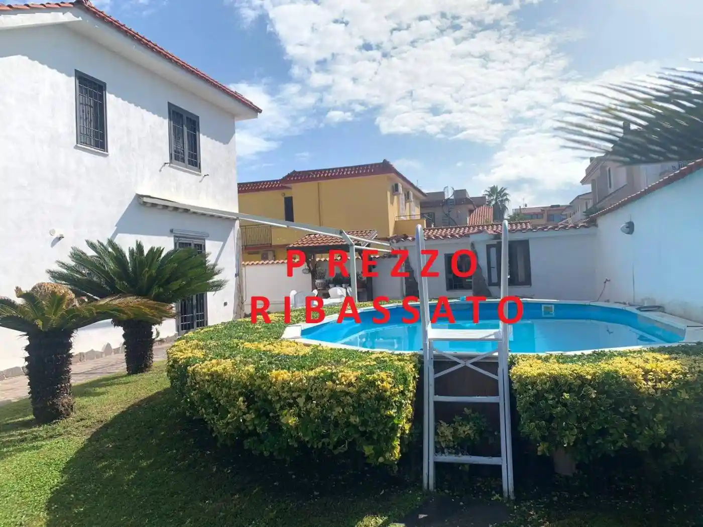 Villa in vendita a Giugliano in Campania