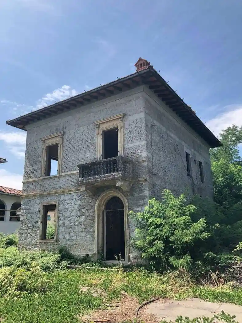 Villa in vendita a Serravalle Pistoiese