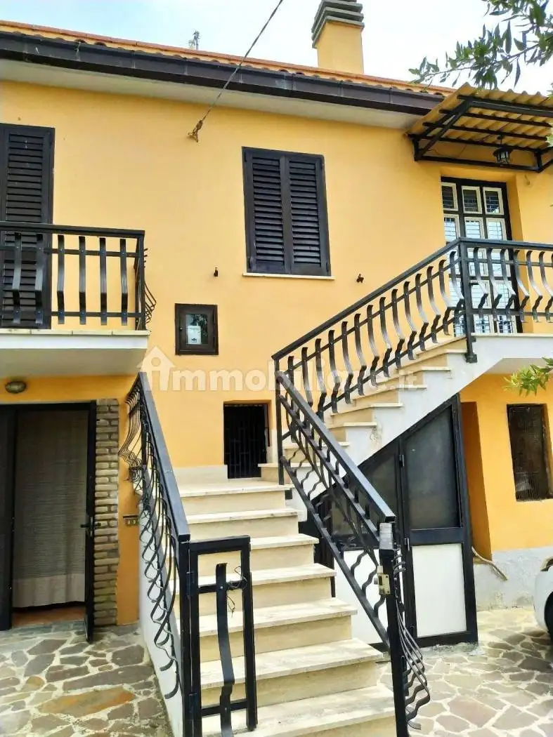 Casa indipendente in vendita a Castelli