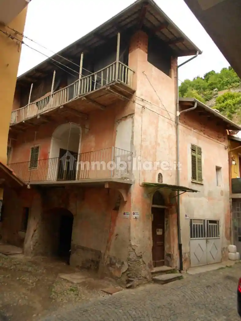 Casa indipendente in vendita a Caraglio