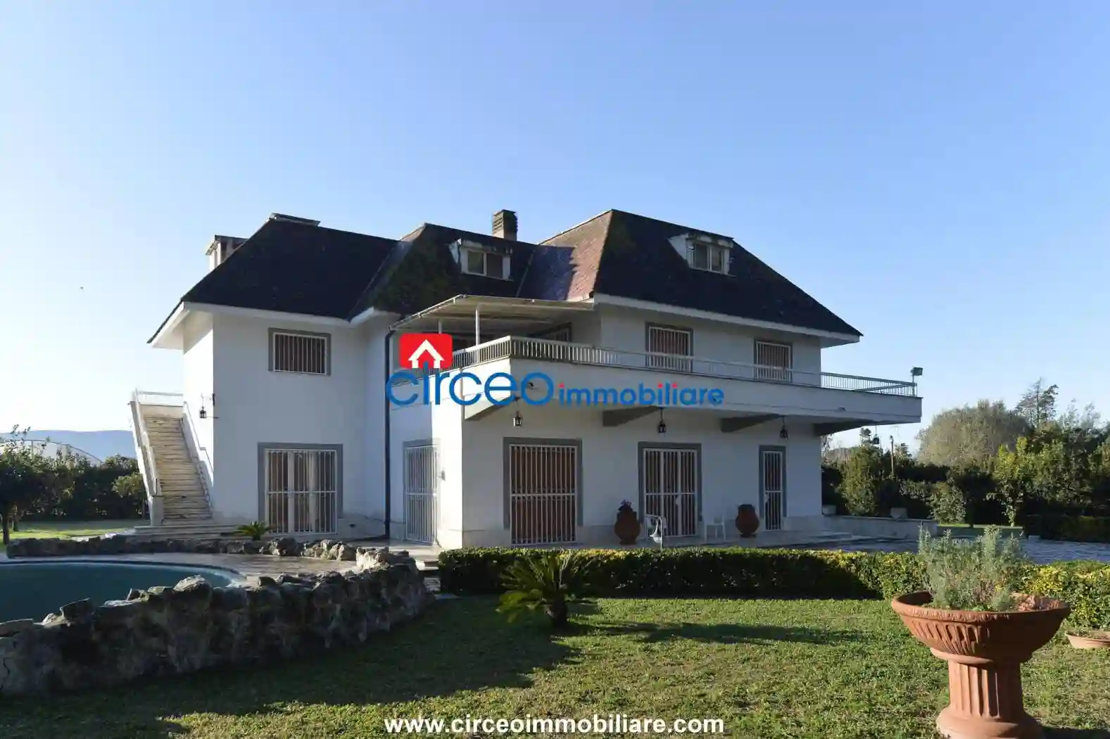 Villa - foto 2