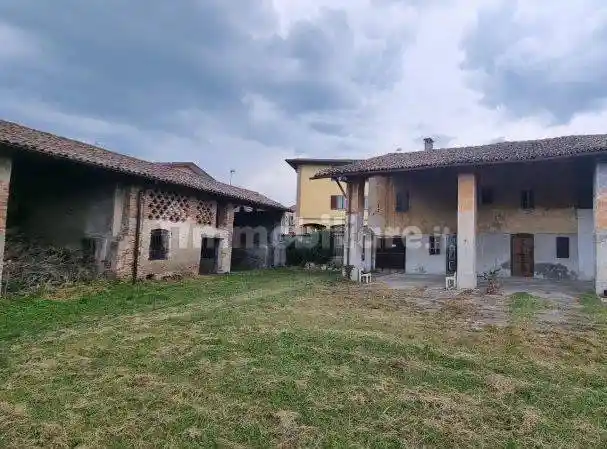 Rustico - Casale in vendita a Palazzo Pignano