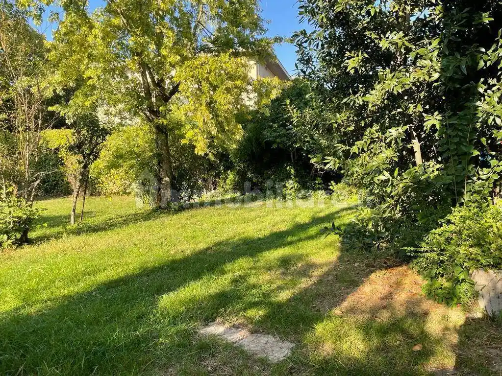 Villa in vendita a Mantova