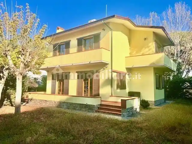 Villa in affitto a Forte dei Marmi