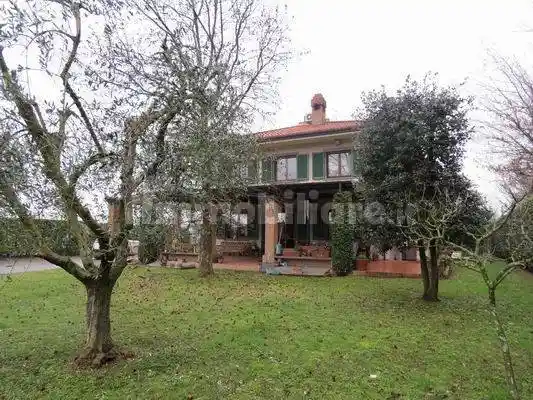 Villa in affitto a Forte dei Marmi