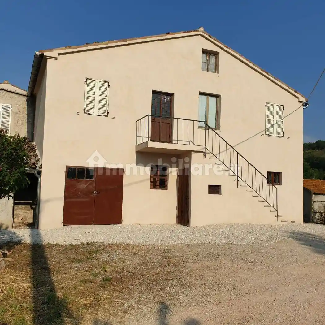 Rustico - Casale in vendita a San Lorenzo in Campo