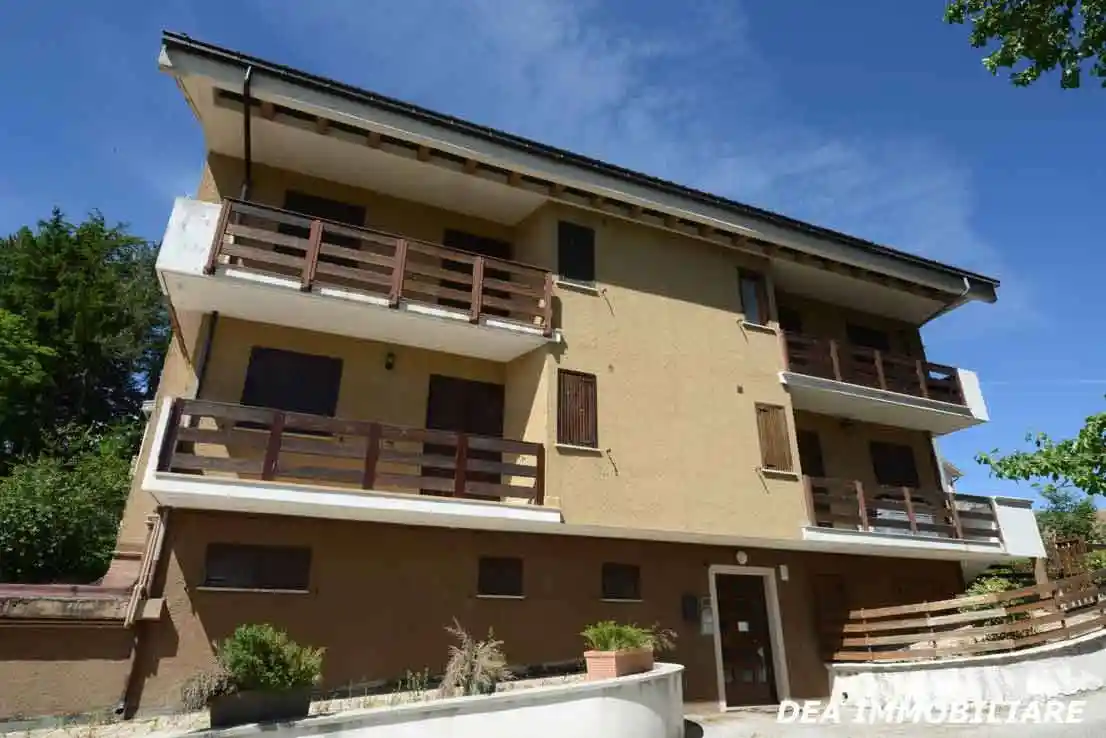 Quadrilocale buono stato, su più livelli, Centro, Ovindoli - foto 2