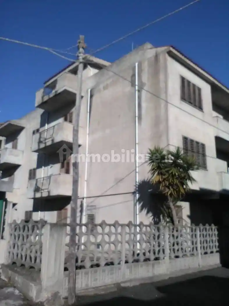 Palazzo - Edificio in Vendita - foto 3