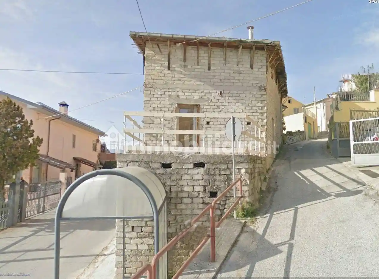 Terratetto unifamiliare via Palazzaccio 42, Centro, Pizzoli - foto 2