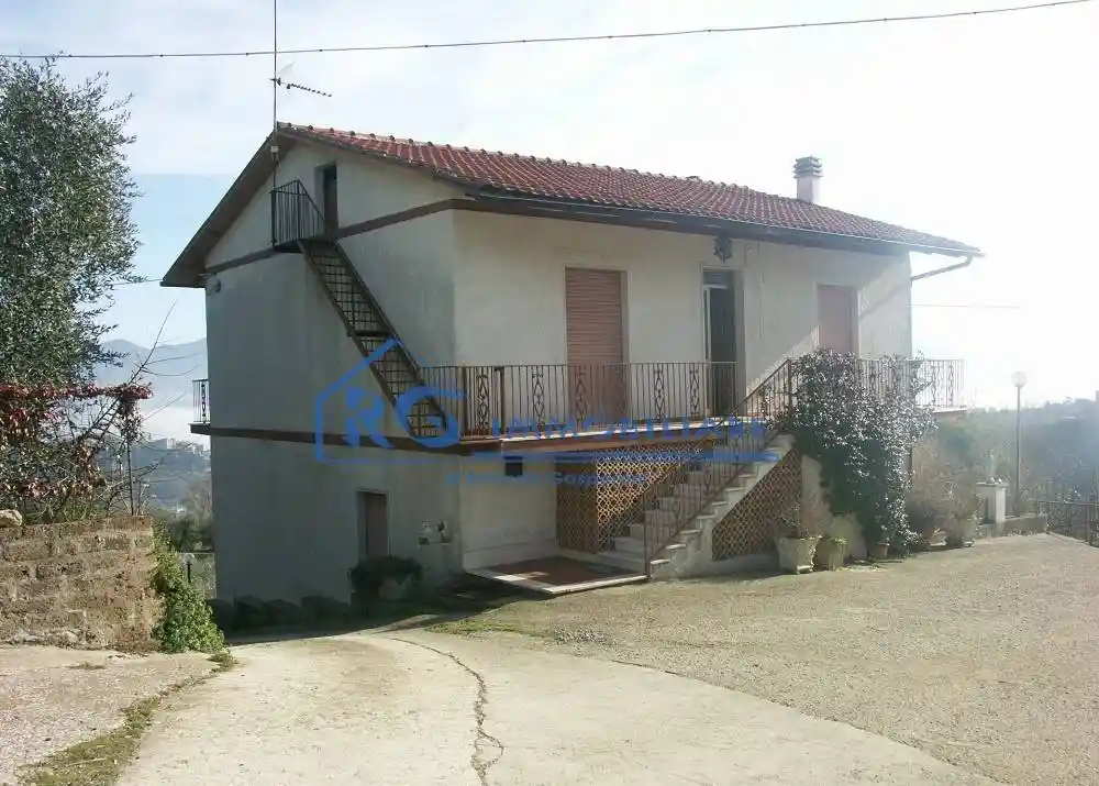 Villa in vendita a Civitella d'Agliano