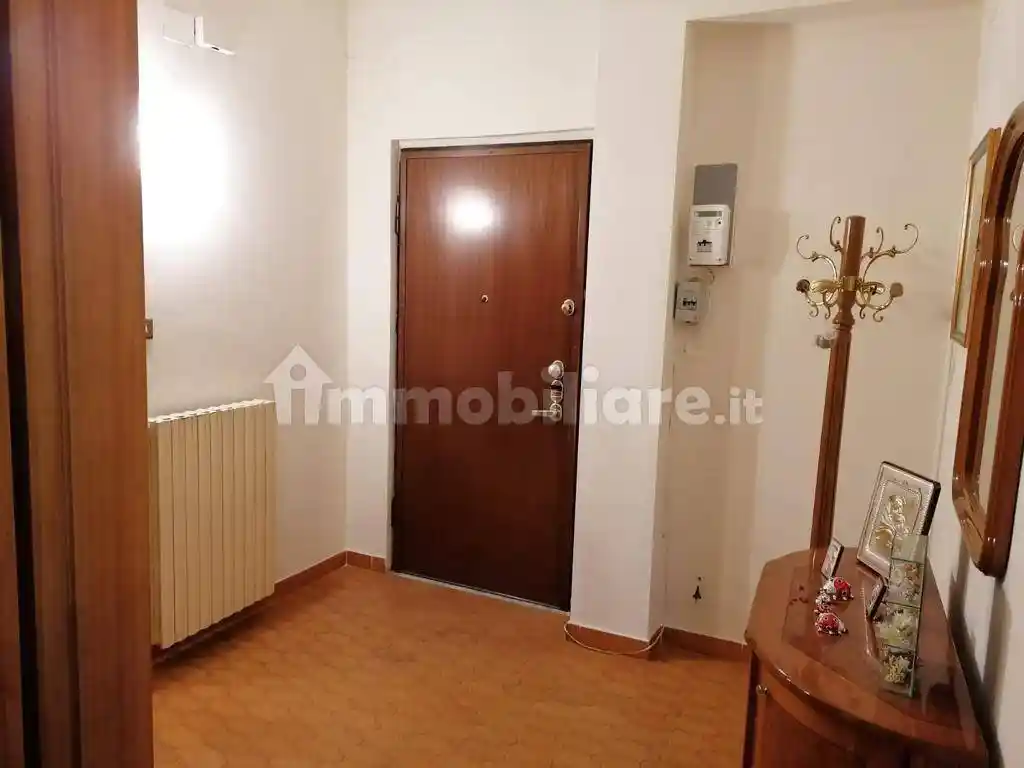 Quadrilocale via 4 Novembre 40, Centro, San Giovanni in Fiore - foto 2