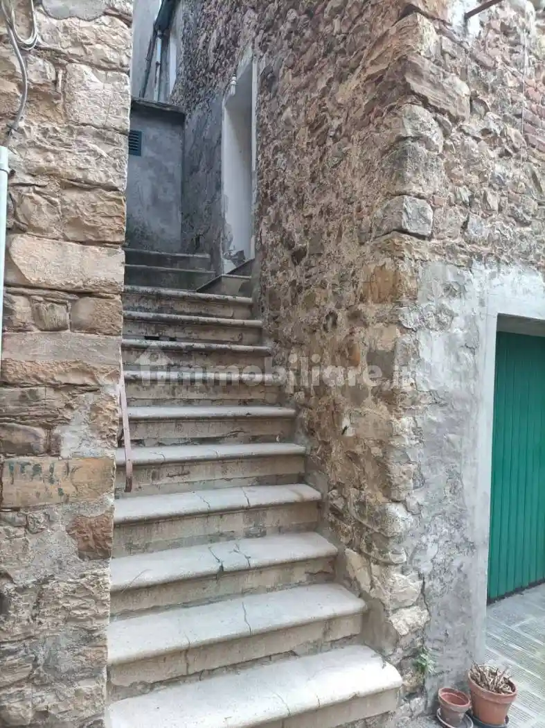 Appartamento in vendita a Castelnuovo di Val di Cecina