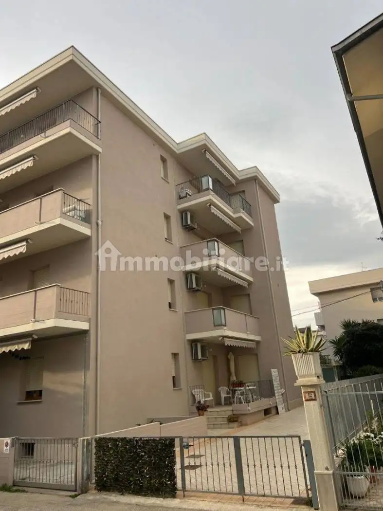 Appartamento in vendita a Alba Adriatica