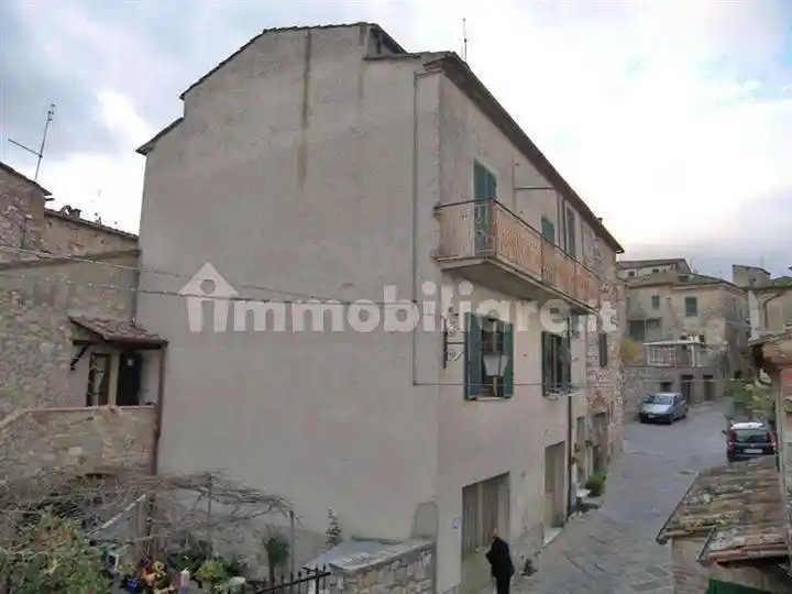 Appartamento in vendita a Trequanda