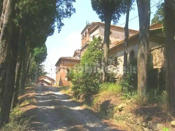 Villa in vendita a Montecatini Val di Cecina