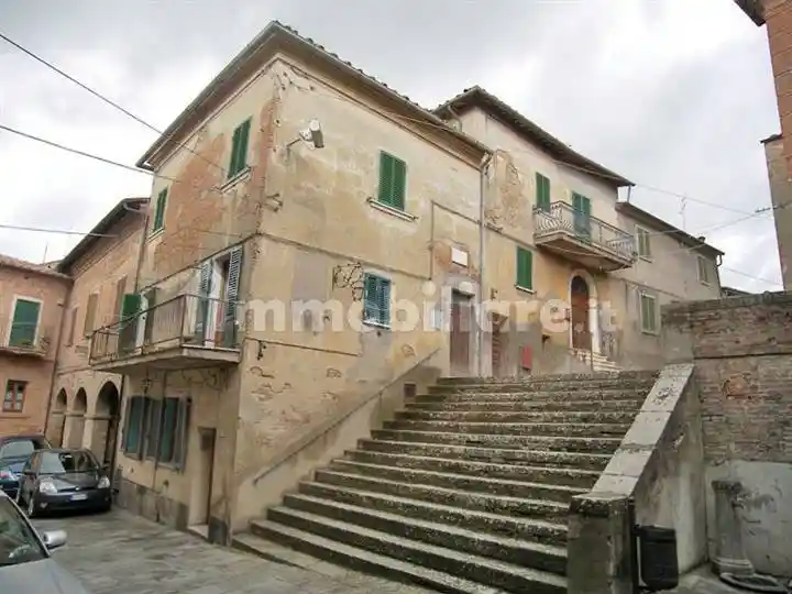 Casa indipendente in vendita a Montepulciano