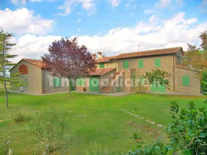 Rustico - Casale in vendita a Cortona