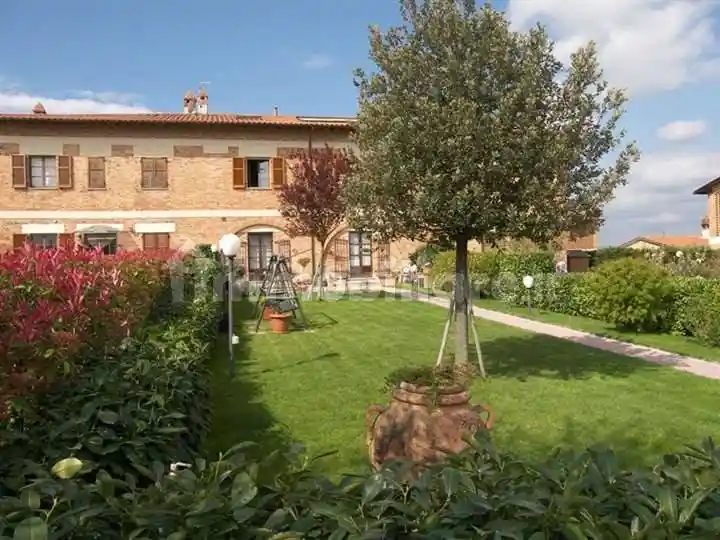 Villetta a schiera in vendita a Siena