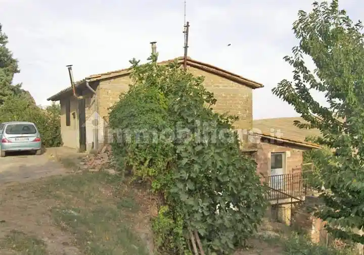 Rustico - Casale in vendita a Monteroni d'Arbia