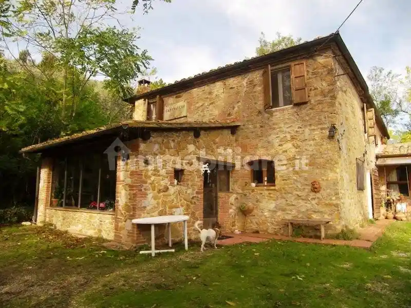 Rustico - Casale in vendita a Trequanda