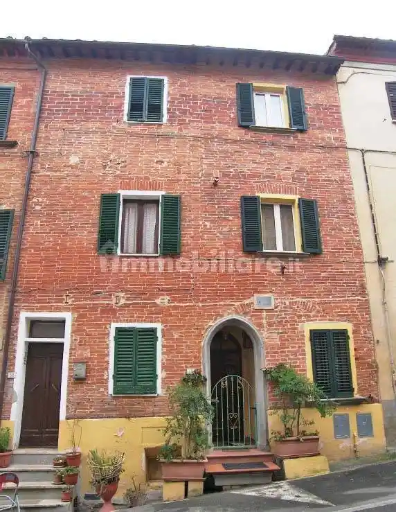 Casa indipendente in vendita a Sinalunga