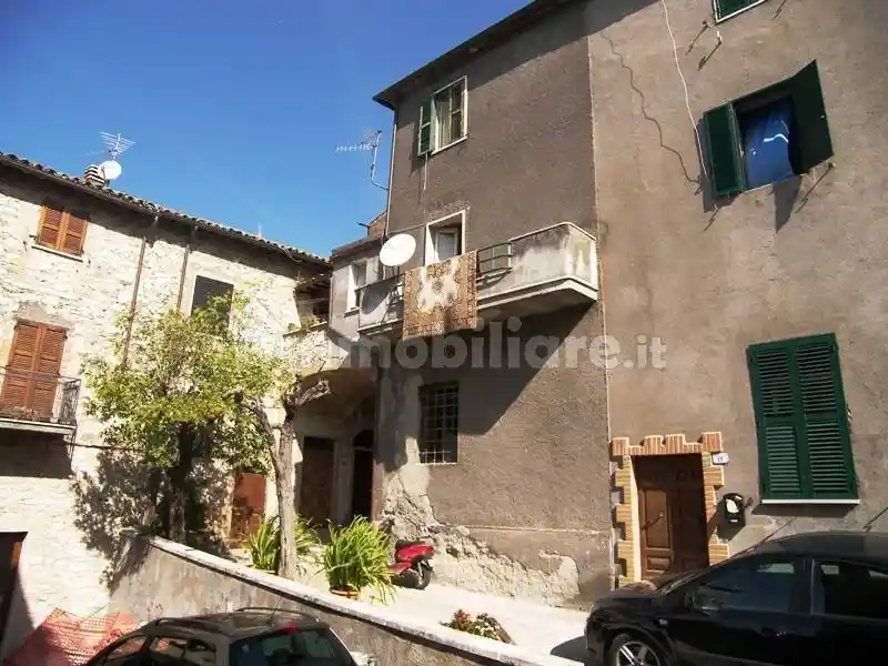 Casa indipendente in vendita a Montecchio