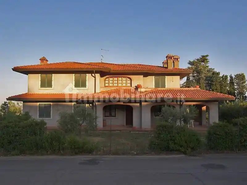 Villa in vendita a Sinalunga