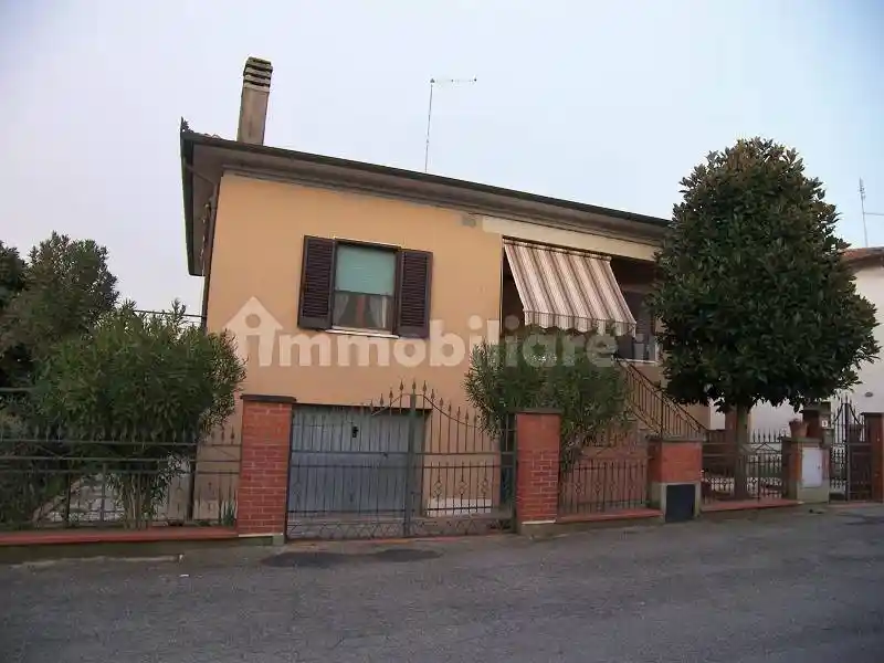 Villa in vendita a Sinalunga