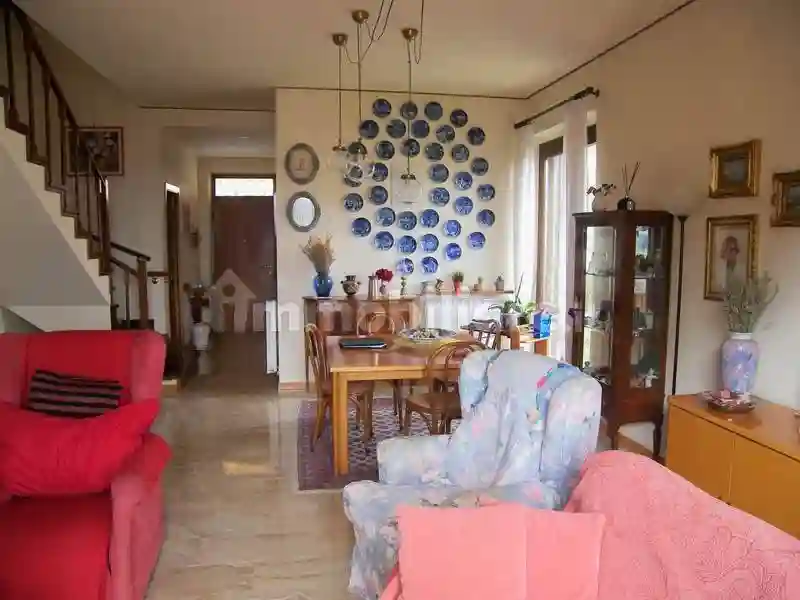 Villetta a schiera - foto 2