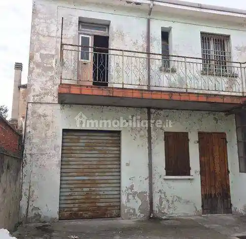 Villa unifamiliare via Padova, Pontelagoscuro, Ferrara - foto 4