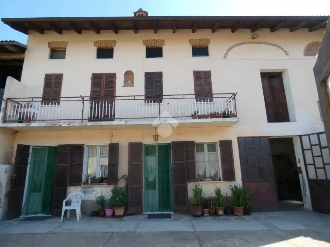 Casa indipendente in vendita a Castelnuovo Bormida