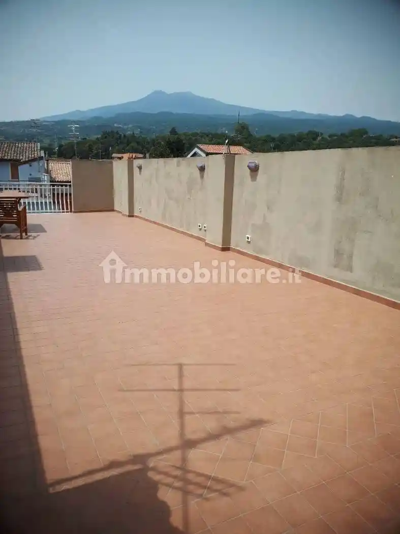 Appartamento in vendita a Piedimonte Etneo
