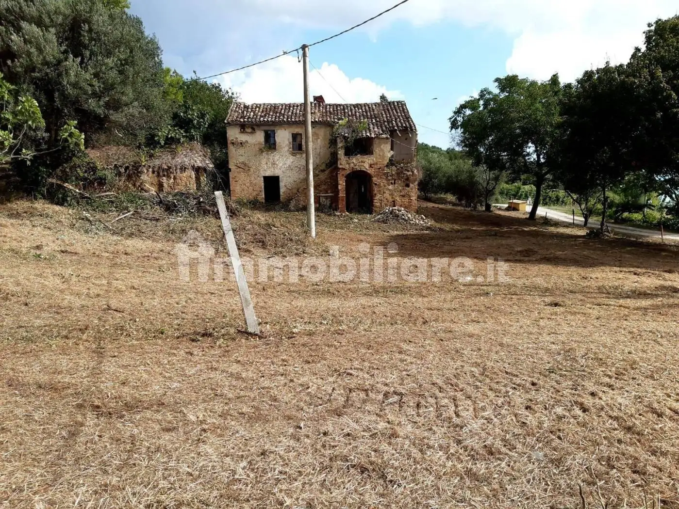 Rustico - Casale in vendita a Colonnella