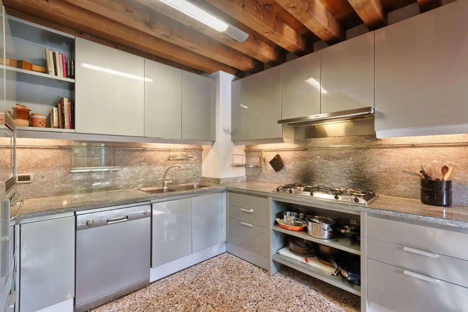 Appartamento in vendita a Venezia