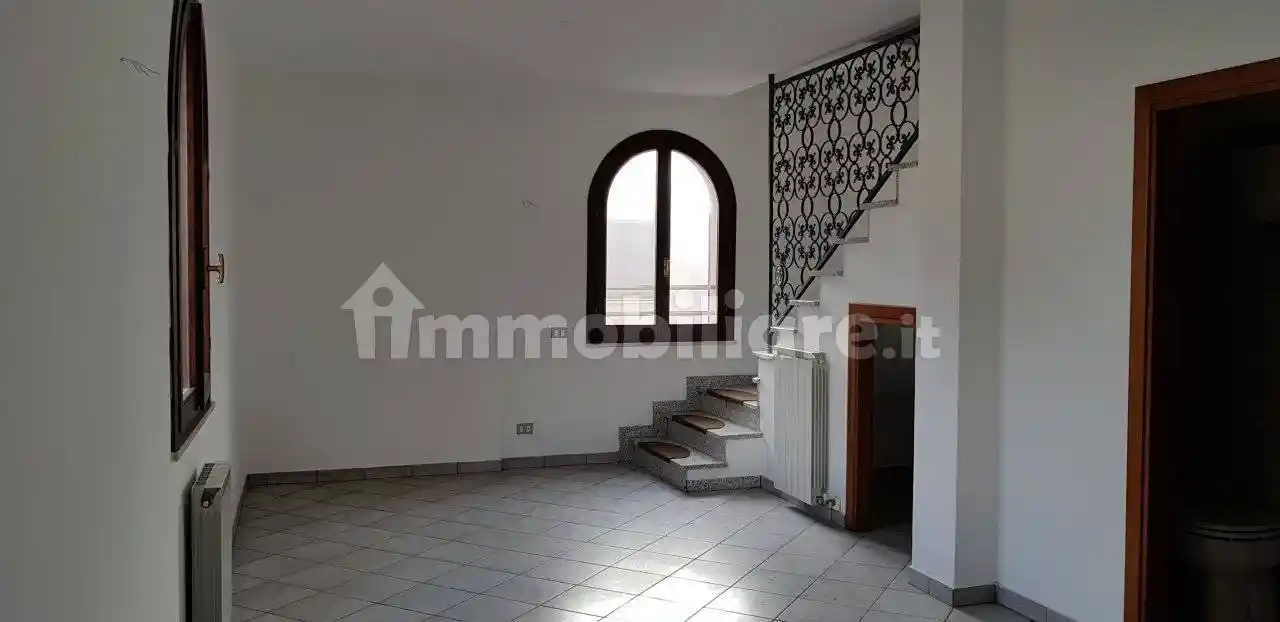 Quadrilocale via dei Lecci, Porto, Castiglione del Lago - foto 3