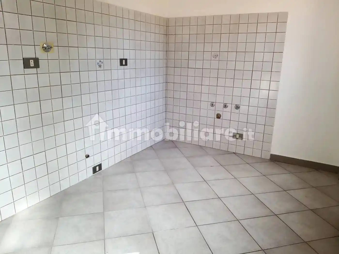 Quadrilocale via dei Lecci, Porto, Castiglione del Lago - foto 5