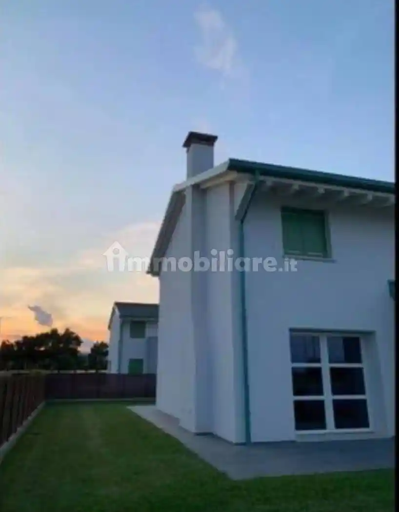 Villa in vendita a Paese