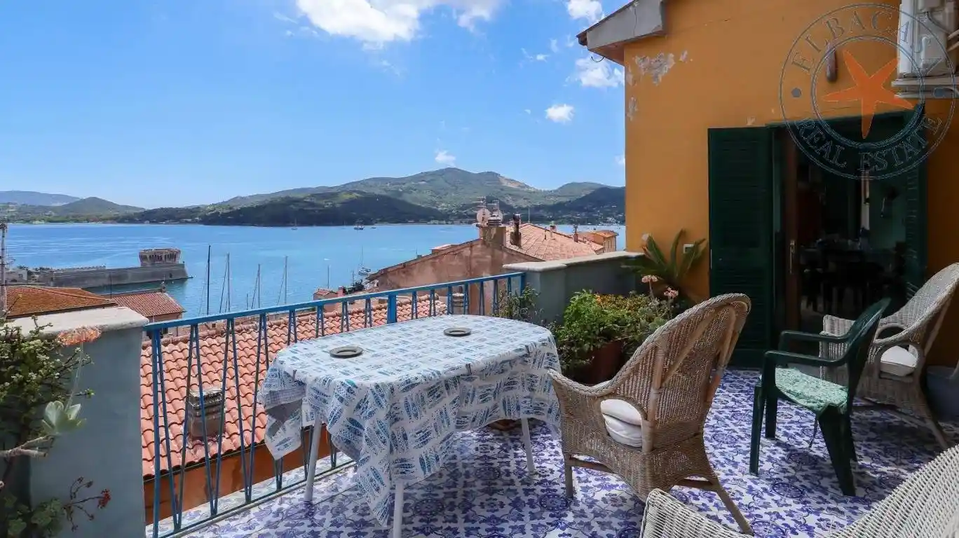 Casa indipendente in vendita a Portoferraio