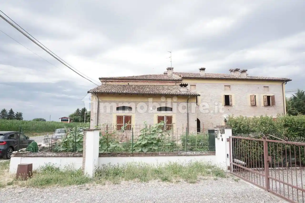 Appartamento in vendita a Sissa Trecasali