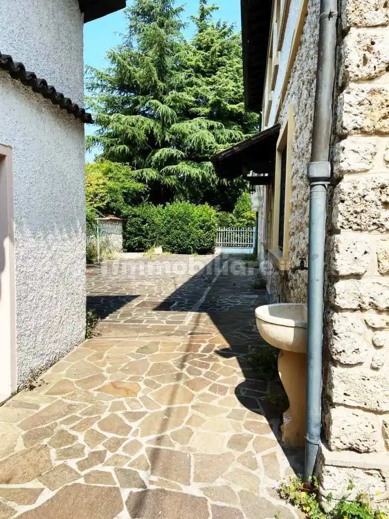 Villa unifamiliare, da ristrutturare, 500 m², Centro, Cornuda - foto 2